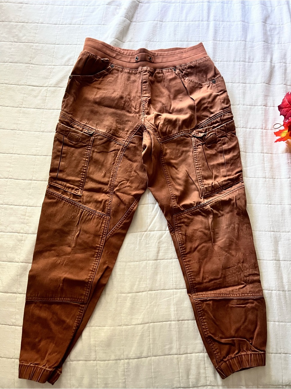 Duluth firehose cargo joggers